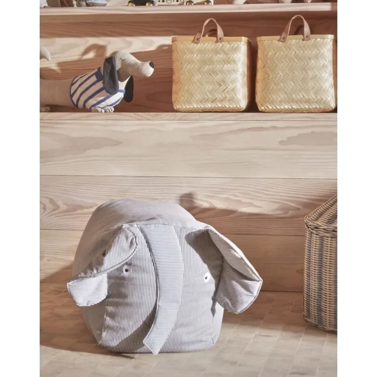 Erik elephant ride on poef - M107203