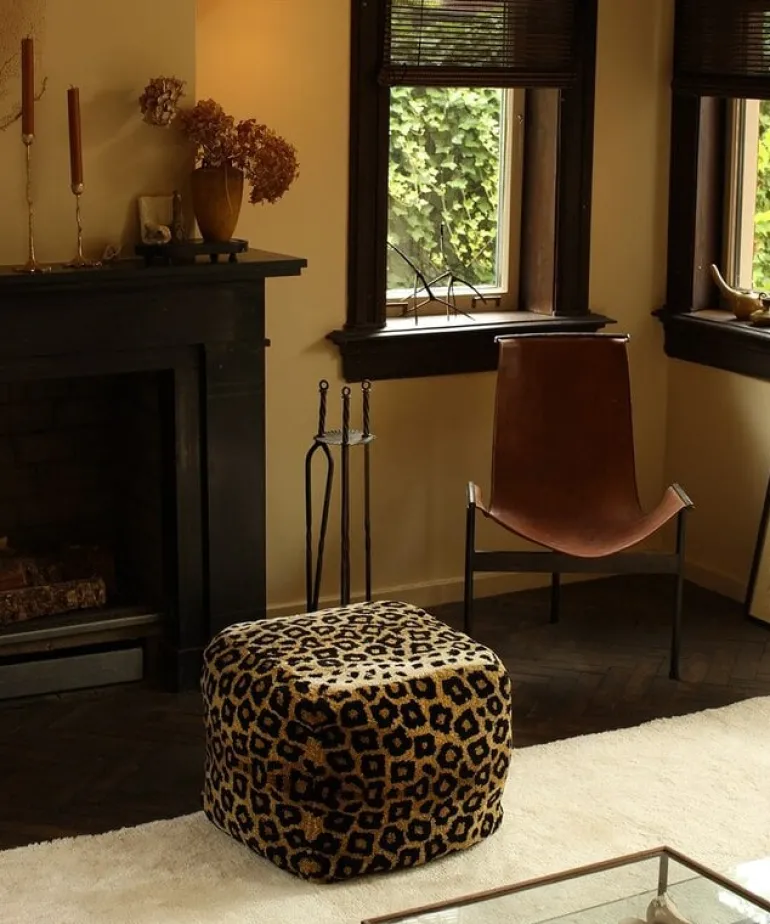 Leopard poef small - 1.40.15.005.700.3