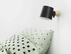 Rise wandlamp zwart