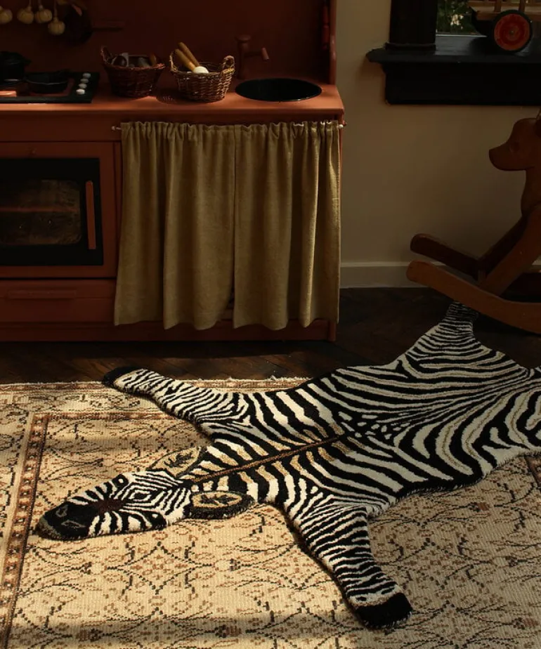 Stripey zebra vloerkleed L - 1.45.10.074.900.5